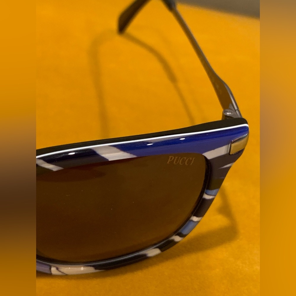 New Women’s Emilio Pucci Sunglasses - Picture 10 of 10